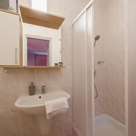 Apartment Silence 2 By Interhome